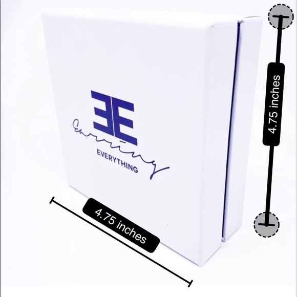 5 Series - LeRue Necklace - Picture 3 of 14